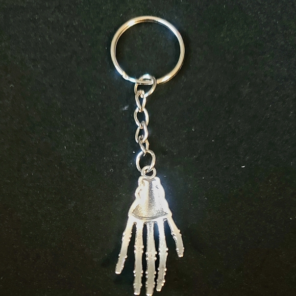Silver Alloy Skeleton Hand Key Chain - Picture 2 of 3